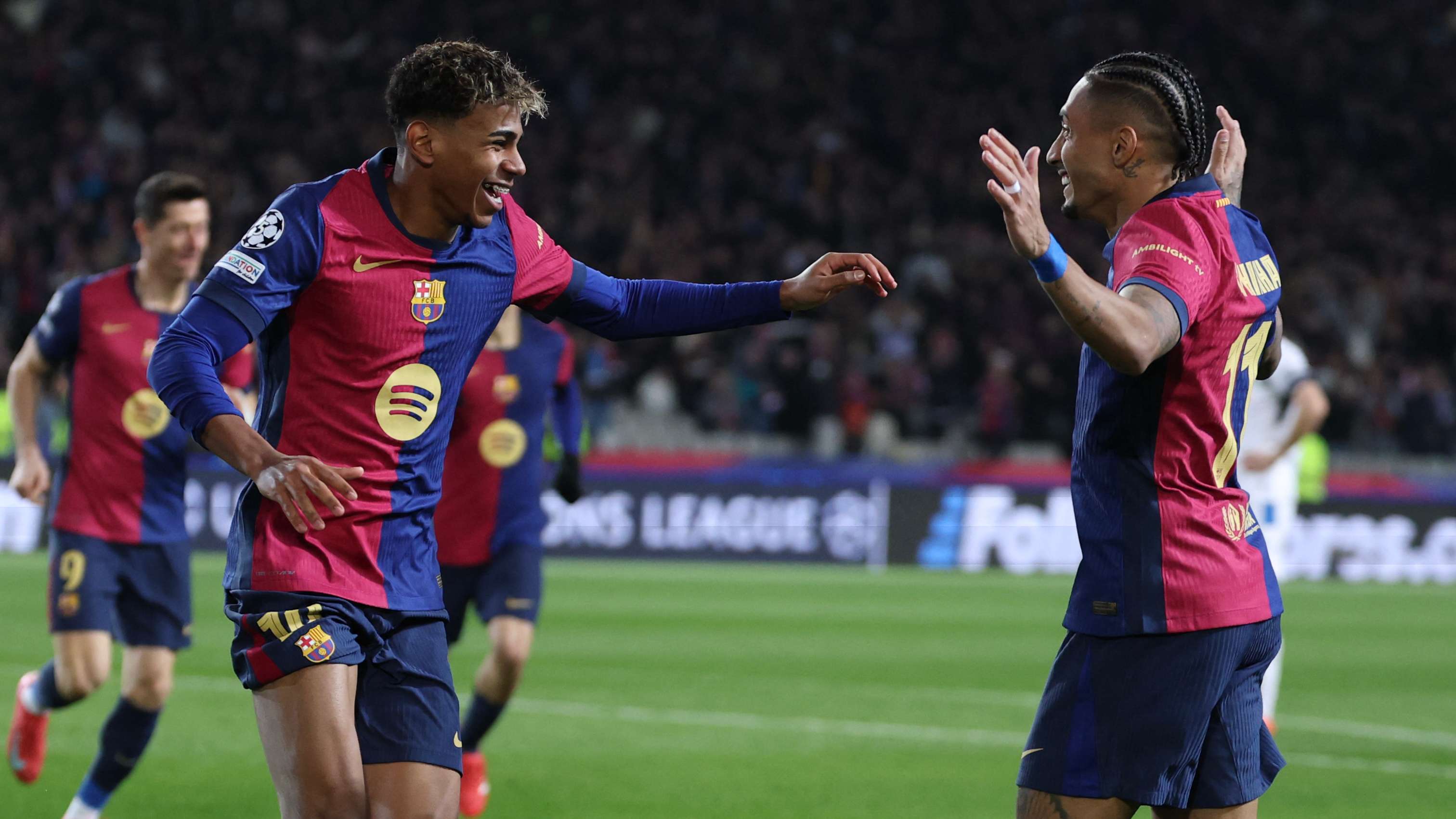 在场上更有 在场上更有